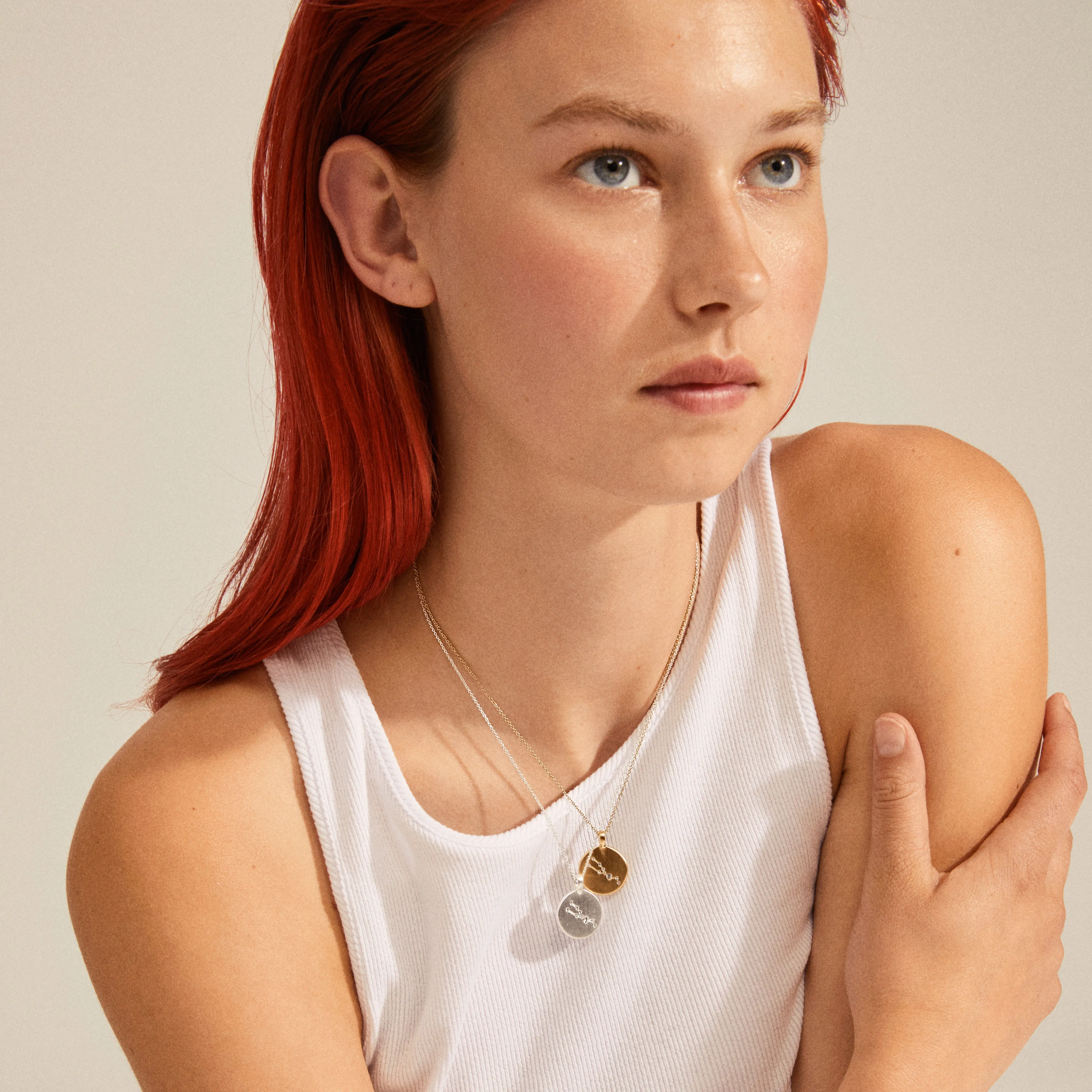 CAPRICORNUS Zodiac Sign Coin Necklace, silver-plated